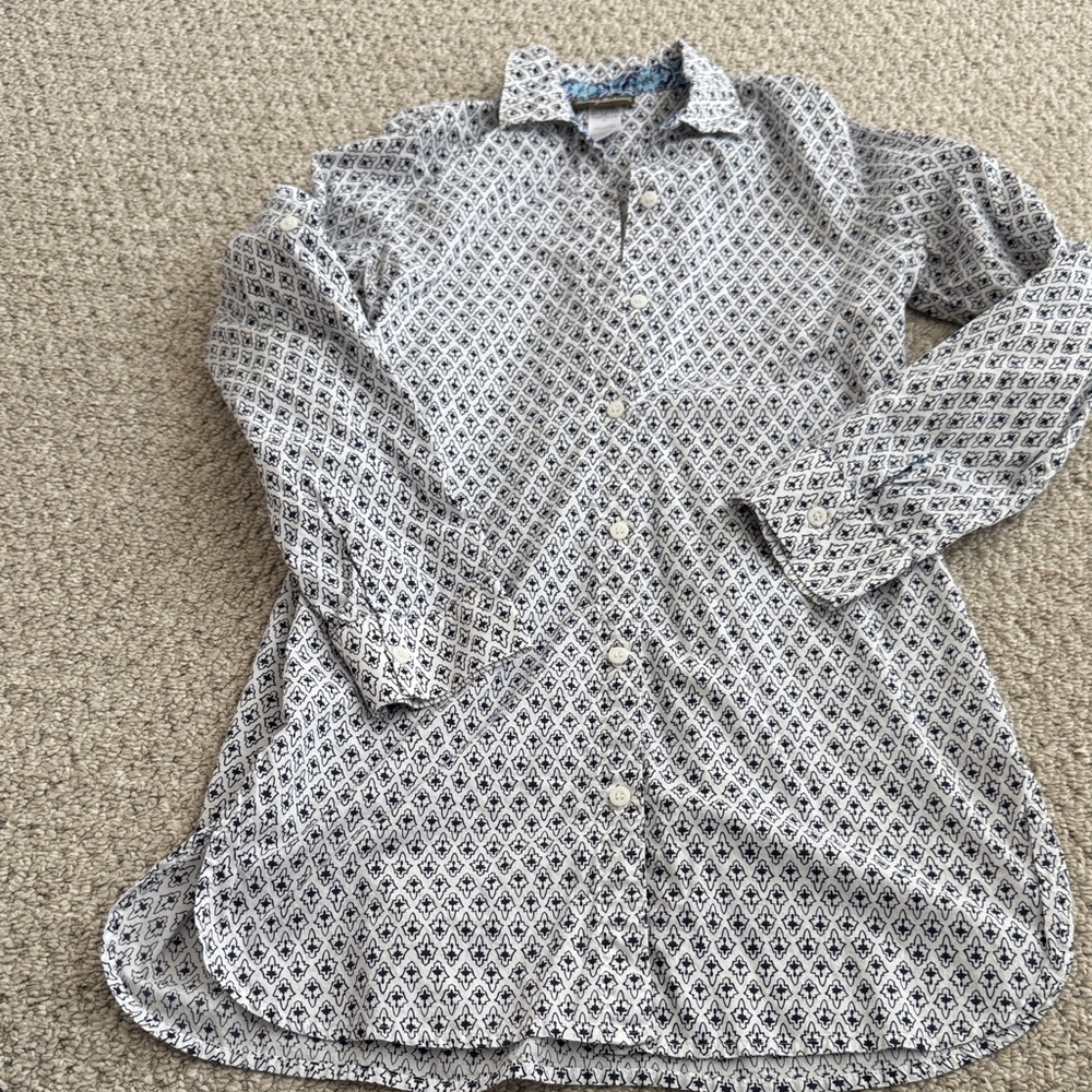 Women’s Tommy Bahama Patterned Long Sleeve Coverup - size S